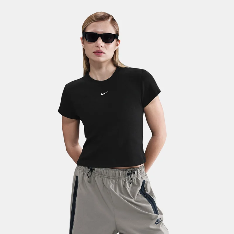 نايكي تيشيرت مضلع للنساء